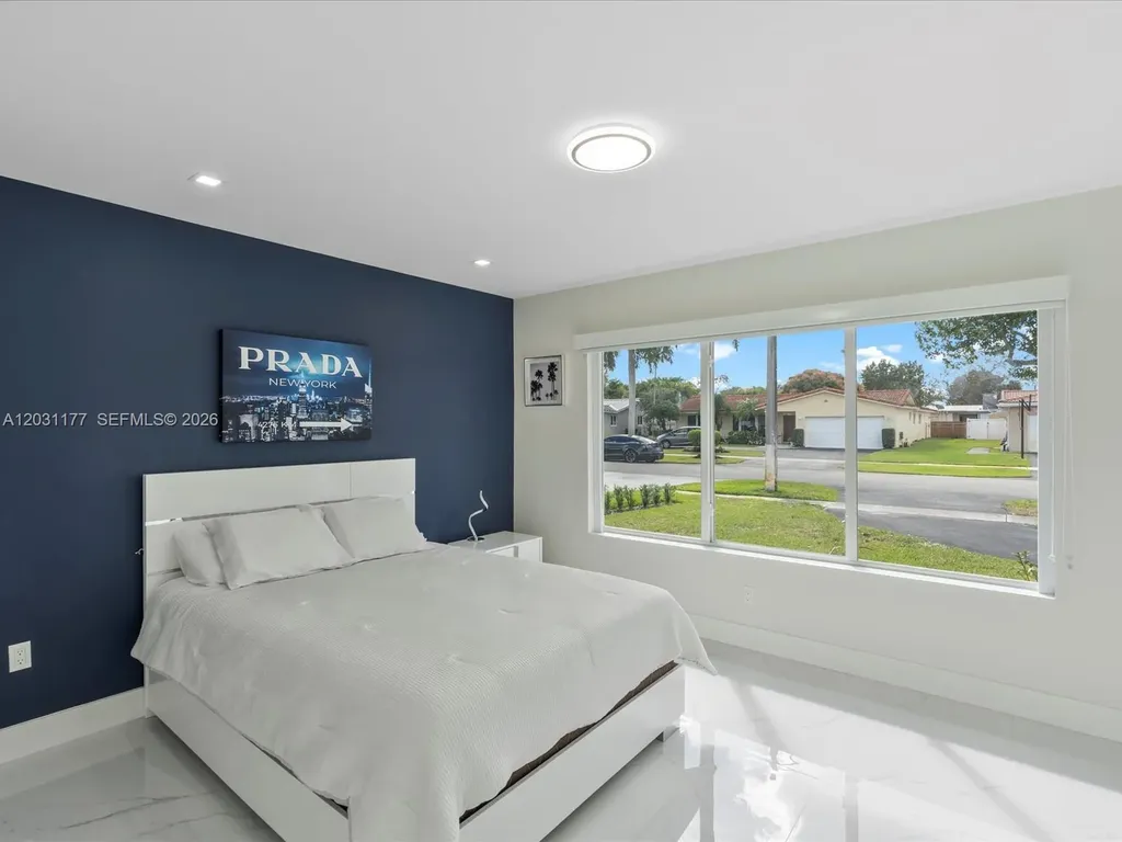 4901 Grant Street Hollywood FL 33021