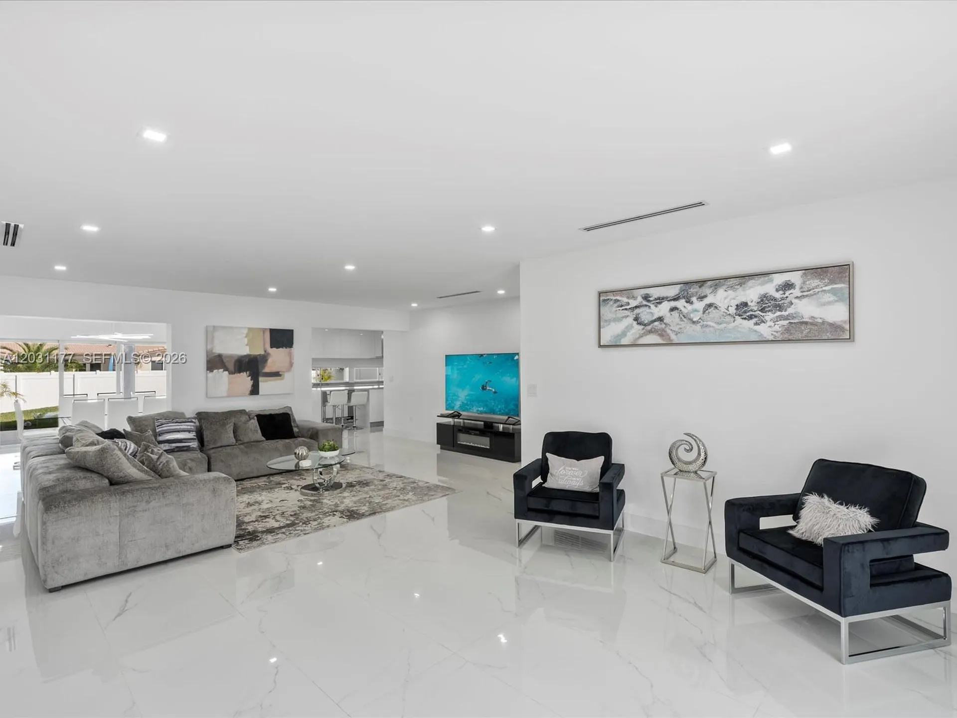 4901 Grant Street Hollywood FL 33021