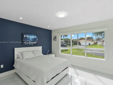 4901 Grant Street Hollywood FL 33021