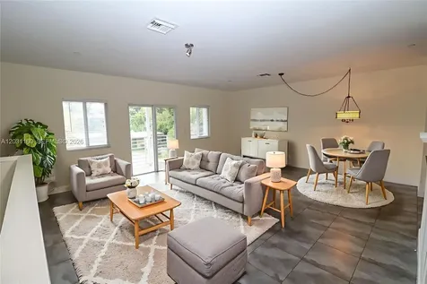 609 NE 28th Street Wilton Manors FL 33334