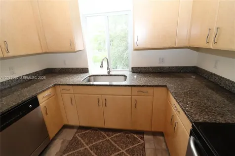 609 NE 28th Street Wilton Manors FL 33334