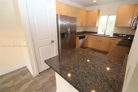 609 NE 28th Street Wilton Manors FL 33334