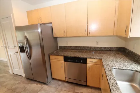609 NE 28th Street Wilton Manors FL 33334