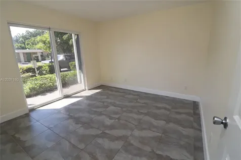609 NE 28th Street Wilton Manors FL 33334