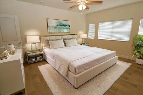 609 NE 28th Street Wilton Manors FL 33334