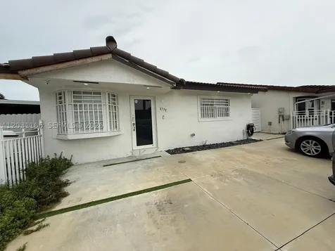 8738 NW 116 Terrace Hialeah Gardens FL 33018