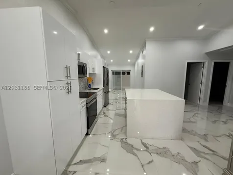 8738 NW 116 Terrace Hialeah Gardens FL 33018