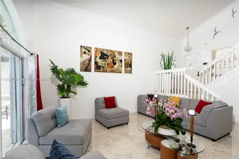 1084 SW 142nd Place Miami FL 33184