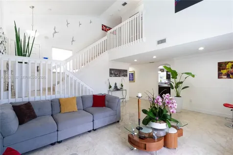 1084 SW 142nd Place Miami FL 33184