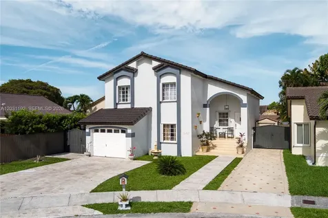 1084 SW 142nd Place Miami FL 33184