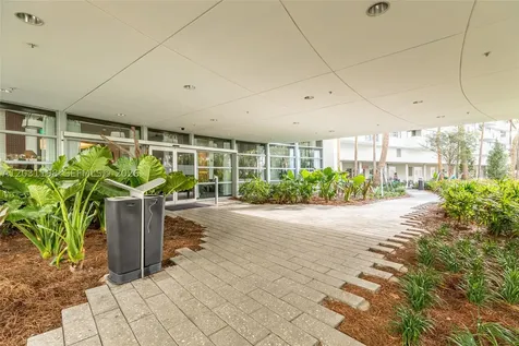1500 Bay Road Miami Beach FL 33139