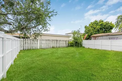 2419 NW 97th Street Miami FL 33147