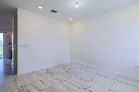 1014 SE 23rd Avenue Homestead FL 33035