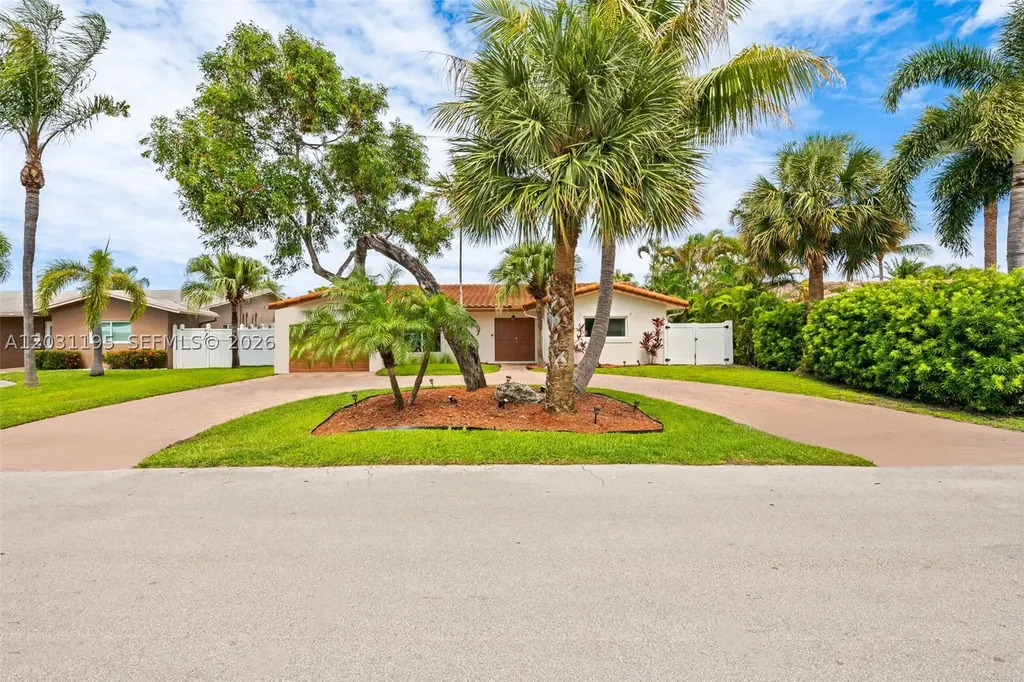 370 SE 12th Avenue Pompano Beach FL 33060