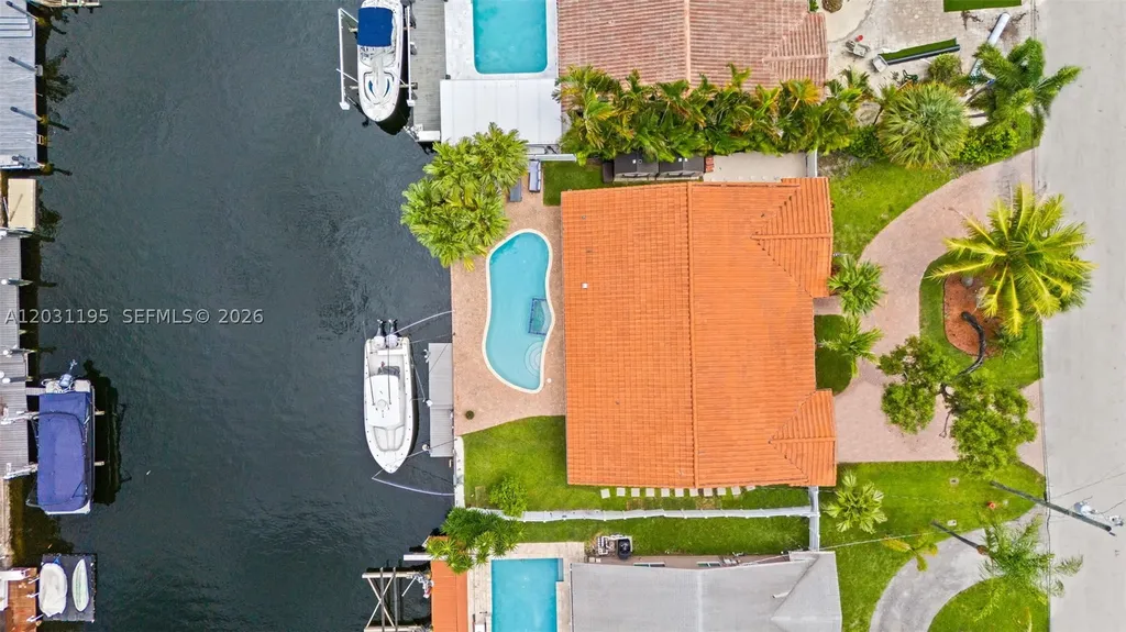370 SE 12th Avenue Pompano Beach FL 33060