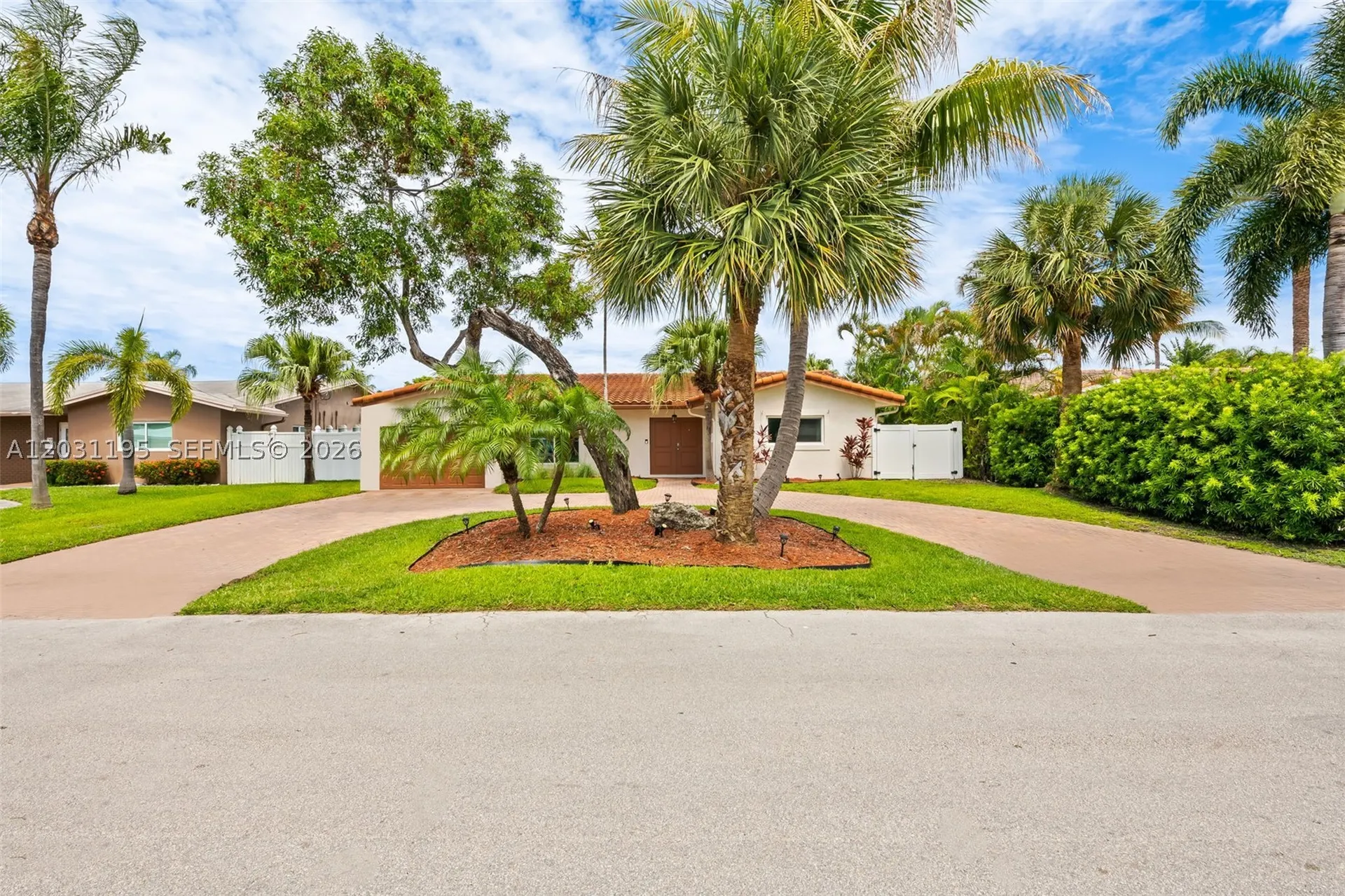 370 SE 12th Avenue Pompano Beach FL 33060
