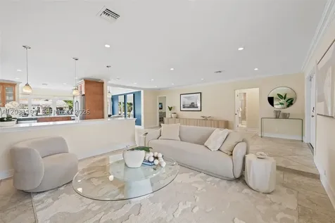370 SE 12th Avenue Pompano Beach FL 33060