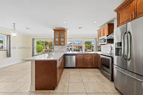 370 SE 12th Avenue Pompano Beach FL 33060