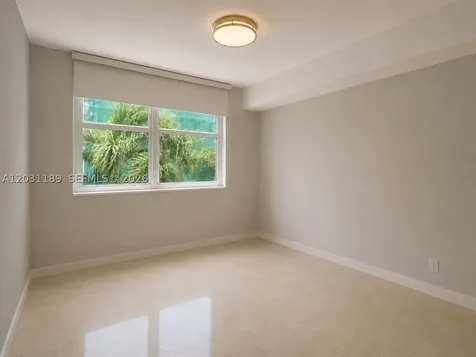 31 SE 5th Street Miami FL 33131