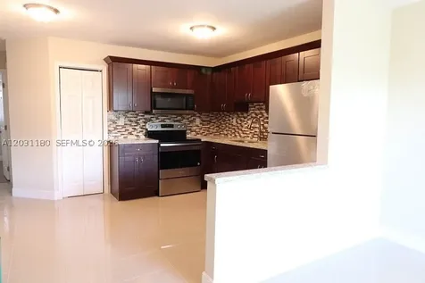 1861 NW 59th Way Sunrise FL 33313