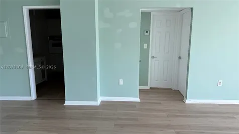 400 Kings Point Drive Sunny Isles Beach FL 33160