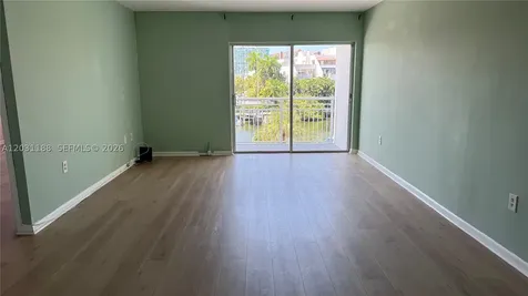 400 Kings Point Drive Sunny Isles Beach FL 33160