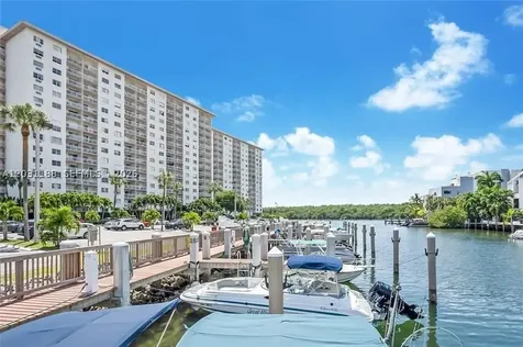 400 Kings Point Drive Sunny Isles Beach FL 33160