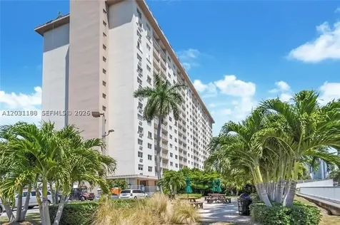 400 Kings Point Drive Sunny Isles Beach FL 33160