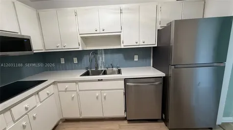 400 Kings Point Drive Sunny Isles Beach FL 33160