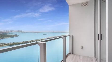 2900 NE 7th Avenue Miami FL 33137