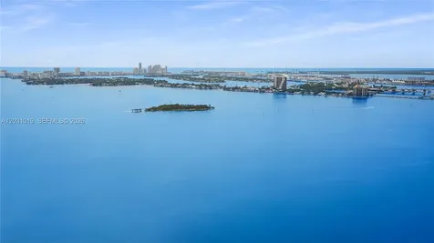 2900 NE 7th Avenue Miami FL 33137