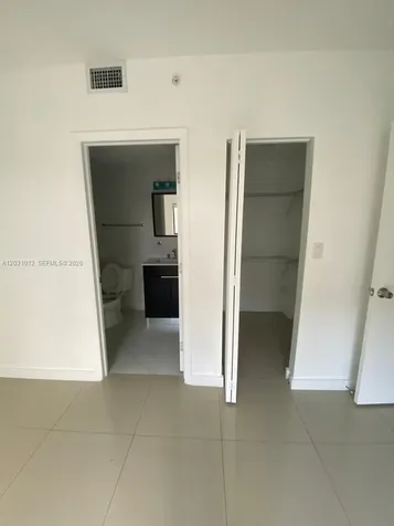 423 E 27th Street Hialeah FL 33013