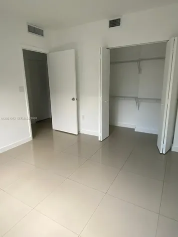423 E 27th Street Hialeah FL 33013