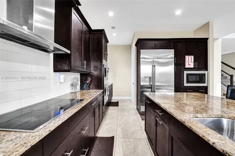 6804 N Stillwater Shores Drive Davie FL 33314