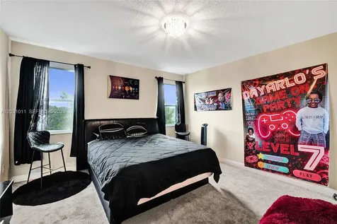 6804 N Stillwater Shores Drive Davie FL 33314
