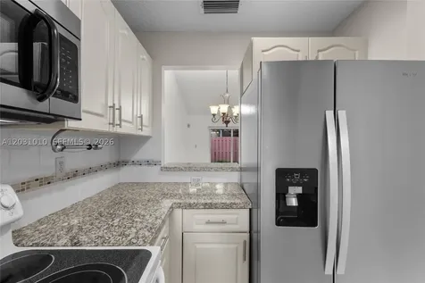 330 NW 114th Avenue Sweetwater FL 33172