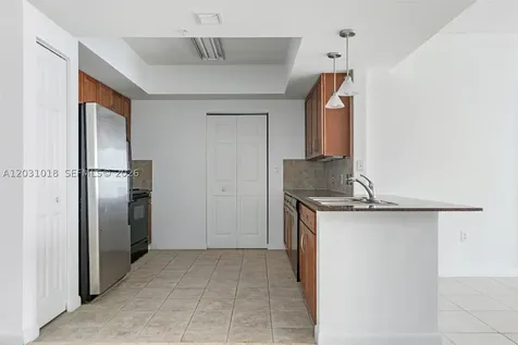 2000 N Bayshore Drive Miami FL 33137