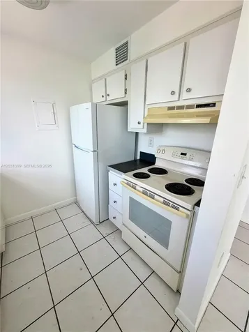 2001 Bay Drive Miami Beach FL 33141