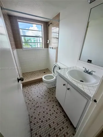 2001 Bay Drive Miami Beach FL 33141