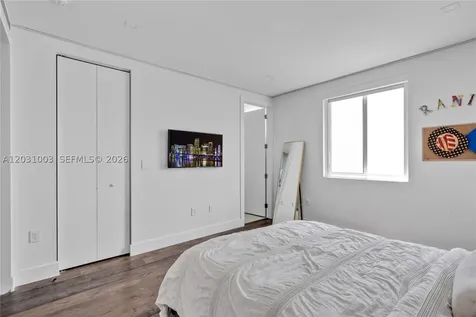 10267 NW 75th Terrace Doral FL 33178