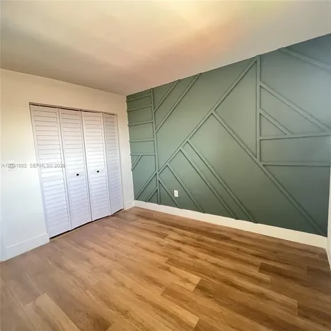 8425 NW 8th Street Miami FL 33126
