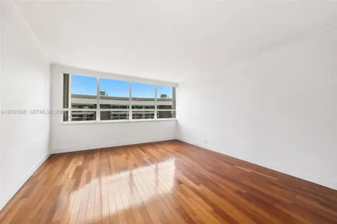 3 Grove Isle Drive Miami FL 33133