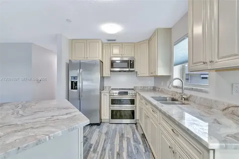 2929 SE Ocean Boulevard Stuart FL 34996