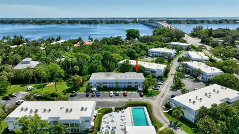 2929 SE Ocean Boulevard Stuart FL 34996
