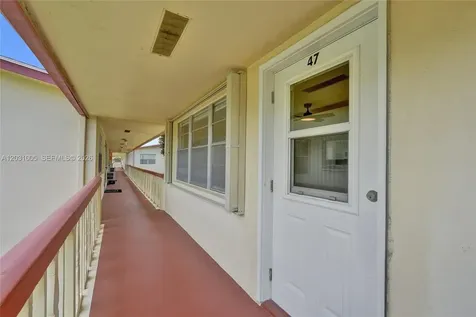 47 Camden West Palm Beach FL 33417
