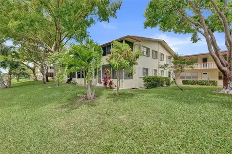 47 Camden West Palm Beach FL 33417