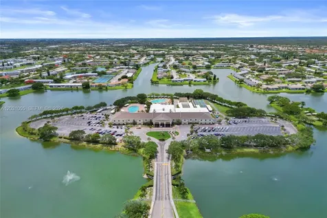47 Camden West Palm Beach FL 33417