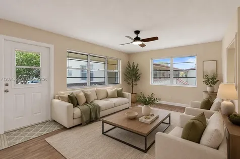 47 Camden West Palm Beach FL 33417