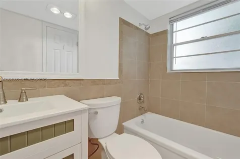 47 Camden West Palm Beach FL 33417