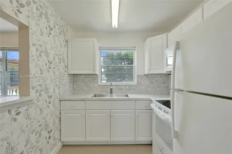 47 Camden West Palm Beach FL 33417